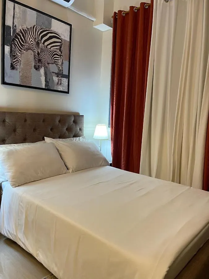 Yournest @ Shore 2 Residences - Fast Wifi+ Netflix Manila